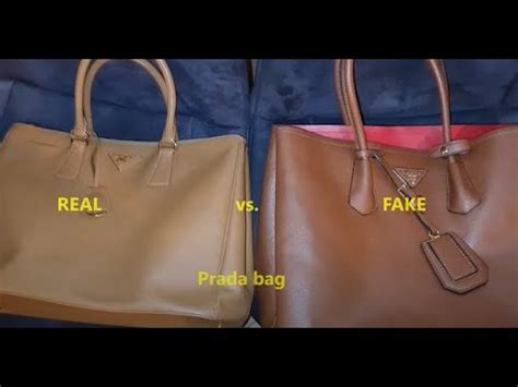 prada saffiano 25 vs 30|Prada saffiano bag review.